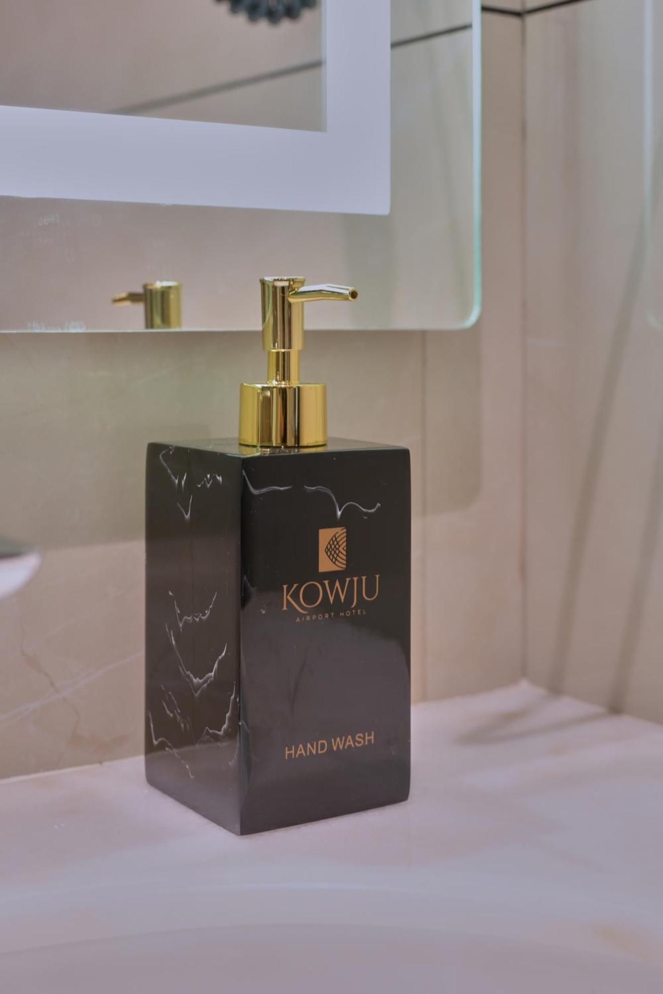 Kowju Airport Hotel Calicut Kondotty Exteriér fotografie